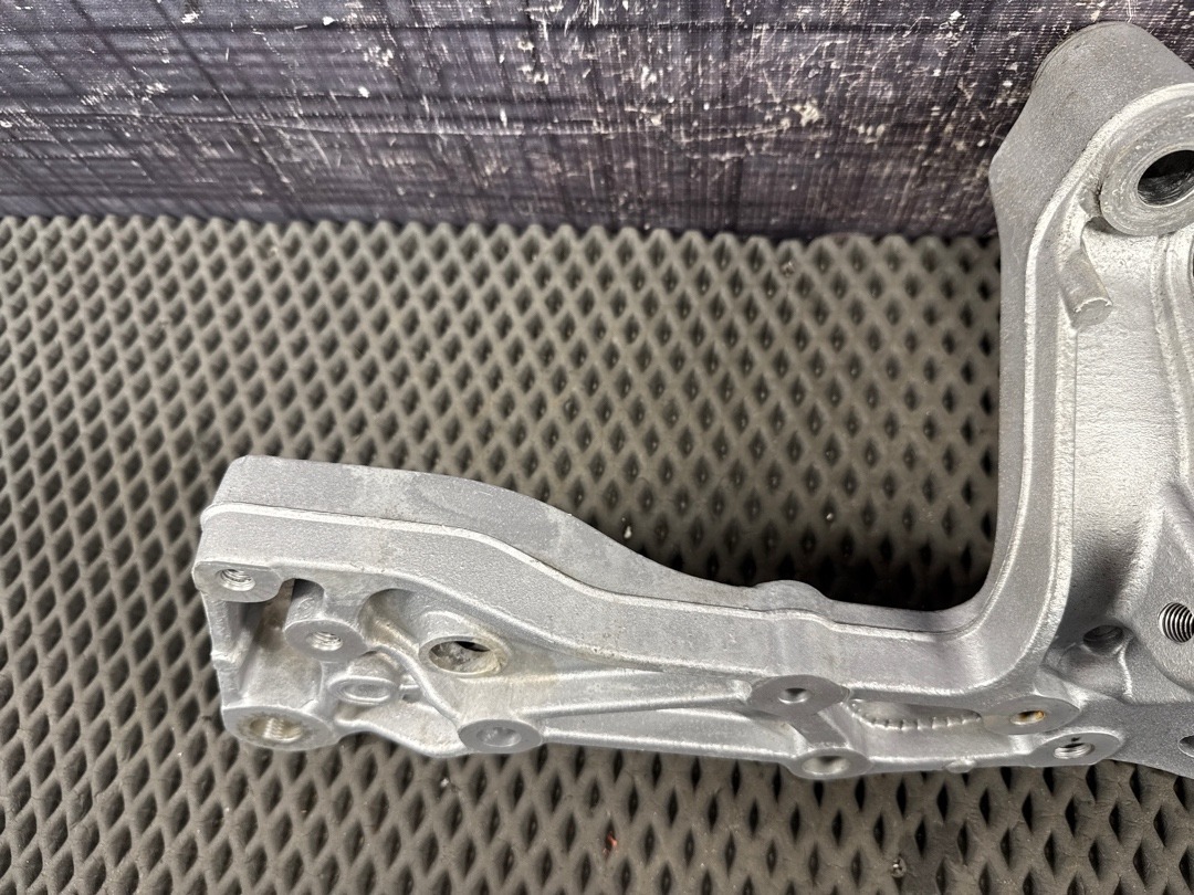 Кронштейн, 3180 рублей, Красноярск