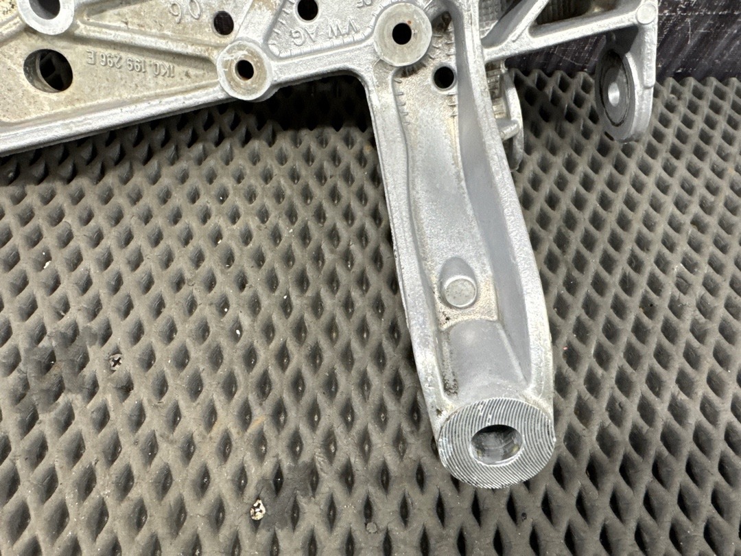 Кронштейн, 3180 рублей, Красноярск