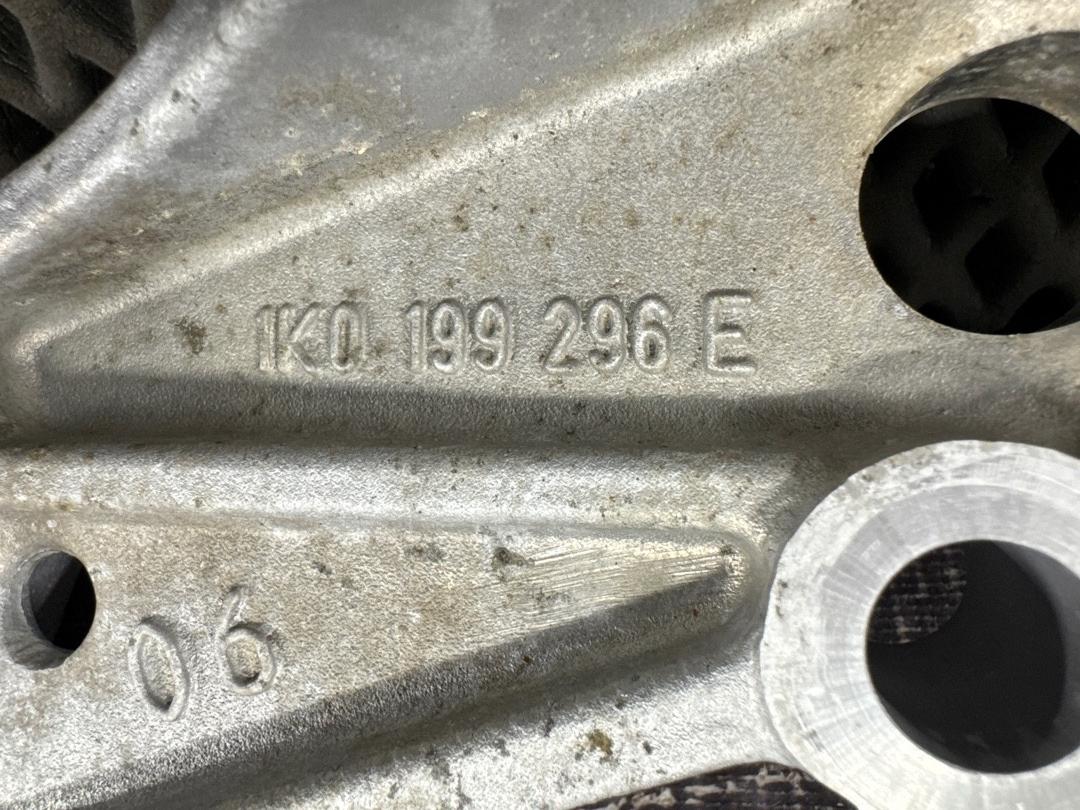 Кронштейн, 3180 рублей, Красноярск