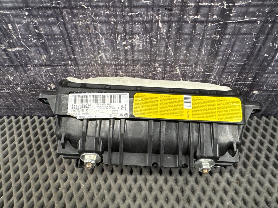 Подушка безопасности, 3720 рублей, Красноярск