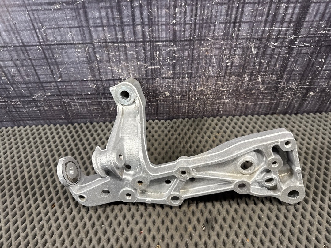 Кронштейн, 3180 рублей, Красноярск