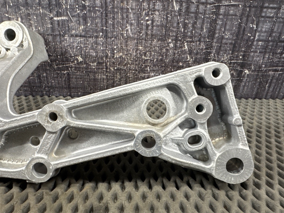 Кронштейн, 3180 рублей, Красноярск