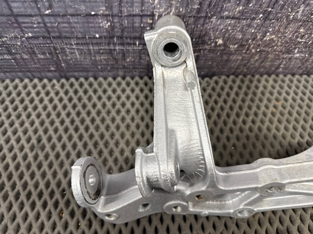 Кронштейн, 3180 рублей, Красноярск