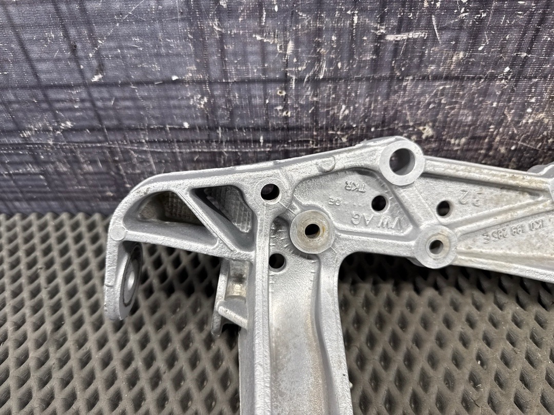 Кронштейн, 3180 рублей, Красноярск