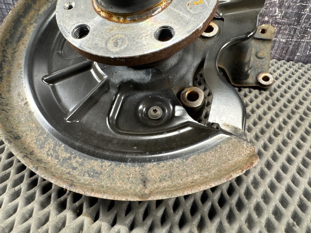 Поворотный кулак, 3680 рублей, Красноярск