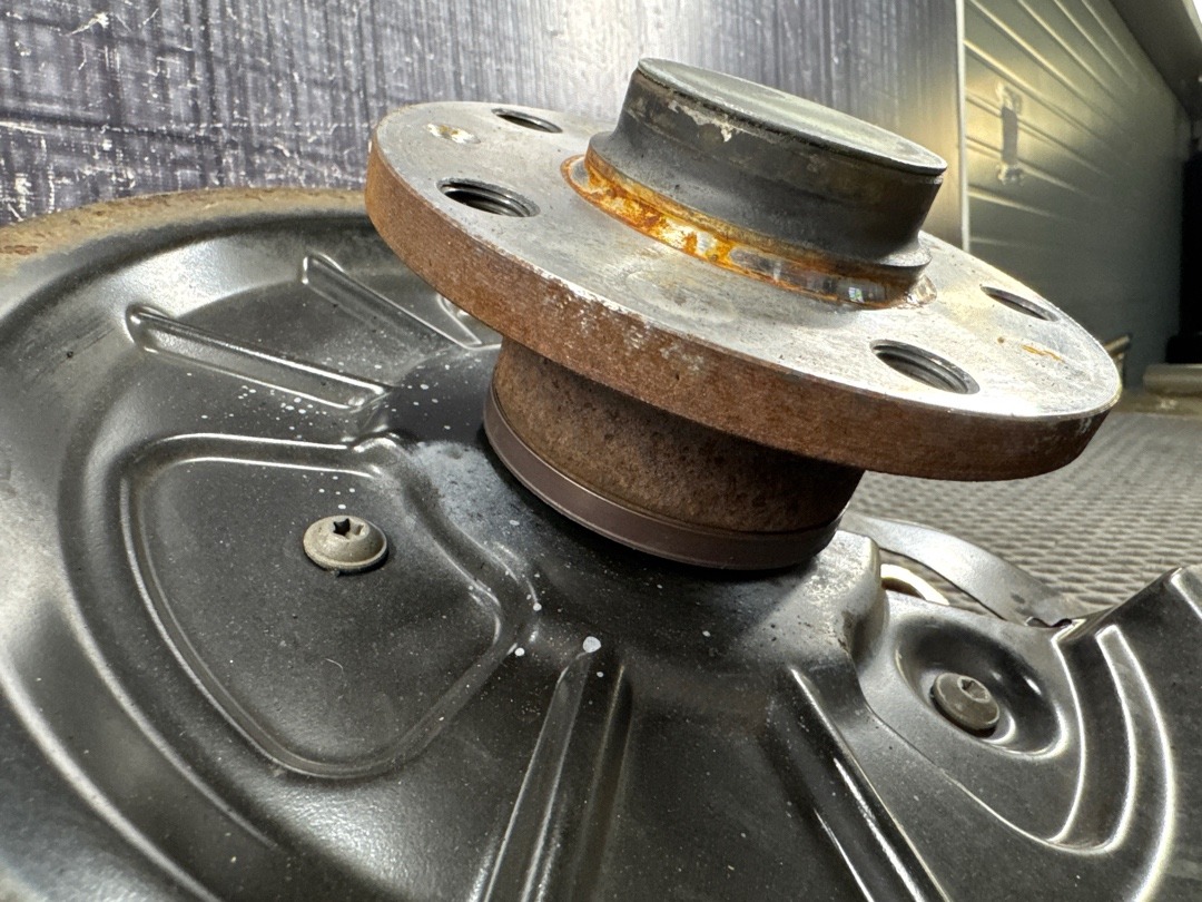 Поворотный кулак, 3680 рублей, Красноярск