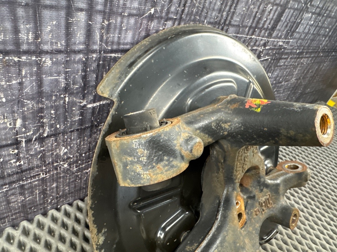 Поворотный кулак, 3680 рублей, Красноярск