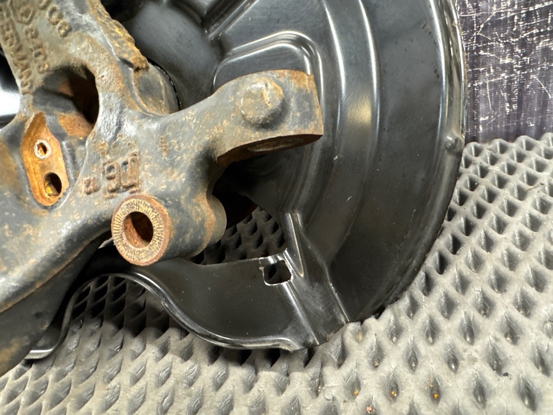 Поворотный кулак, 3680 рублей, Красноярск