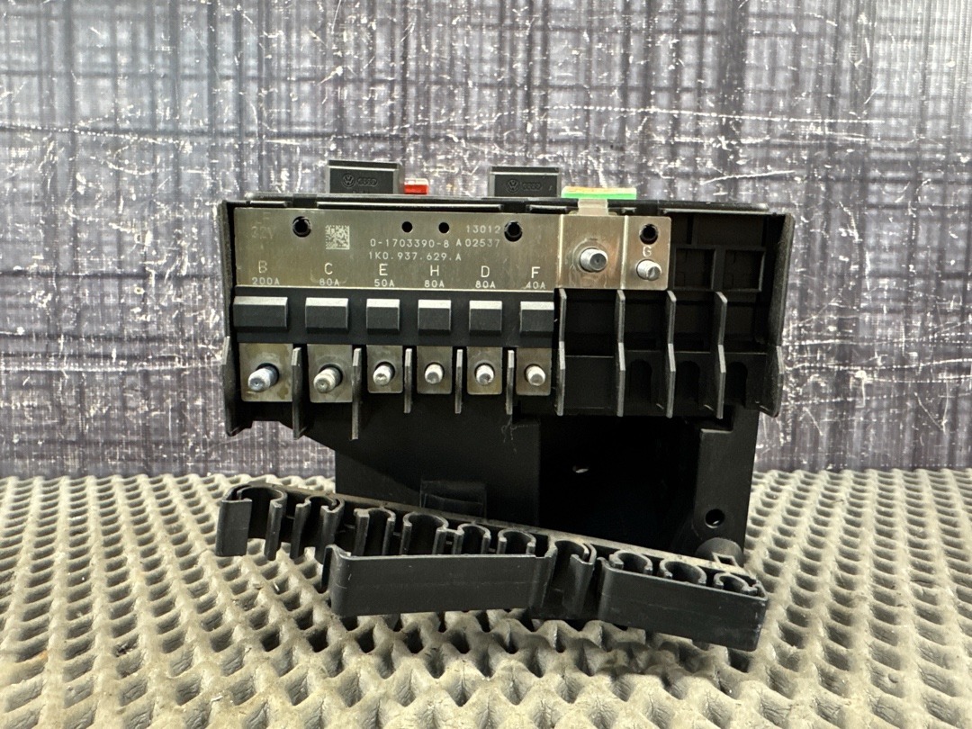 Блок предохранителей, 2820 рублей, Красноярск