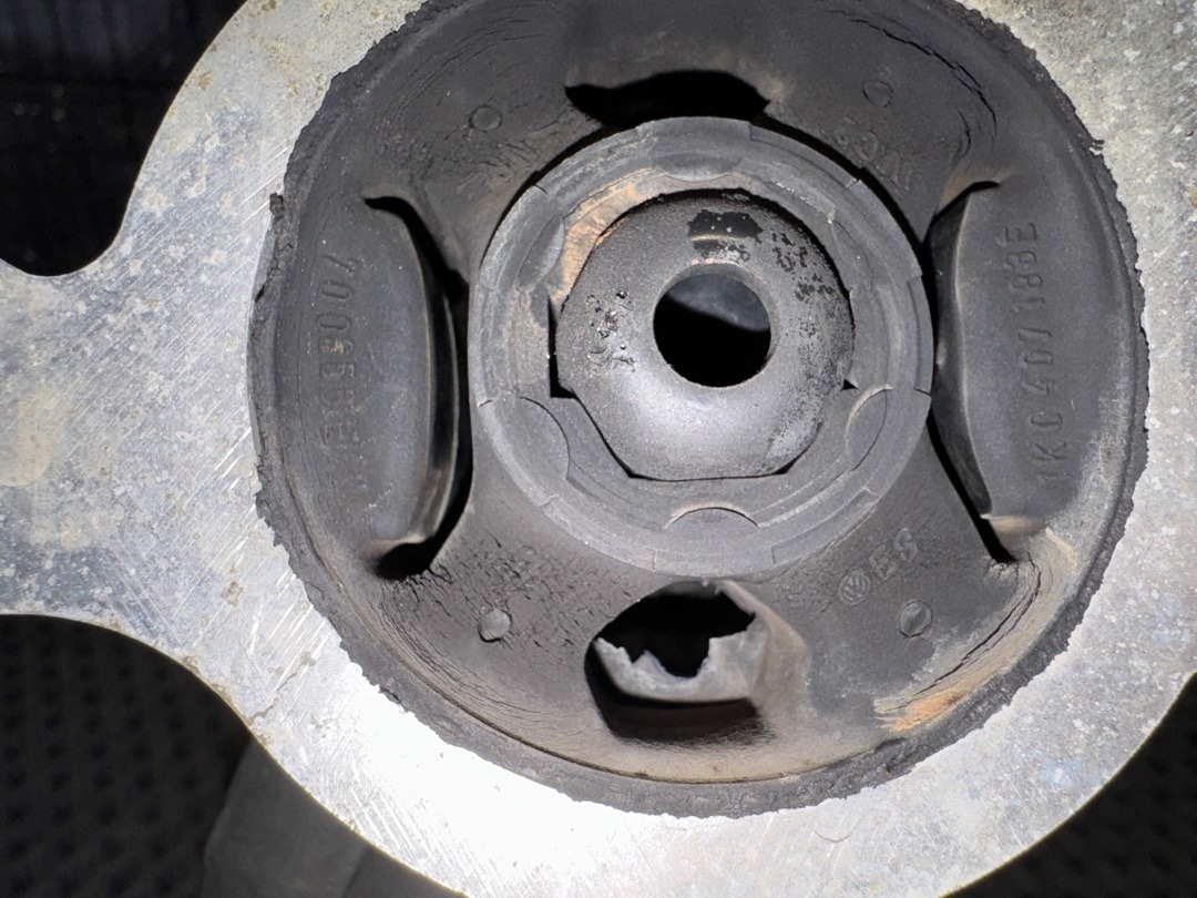 Рычаг подвески, 3230 рублей, Красноярск