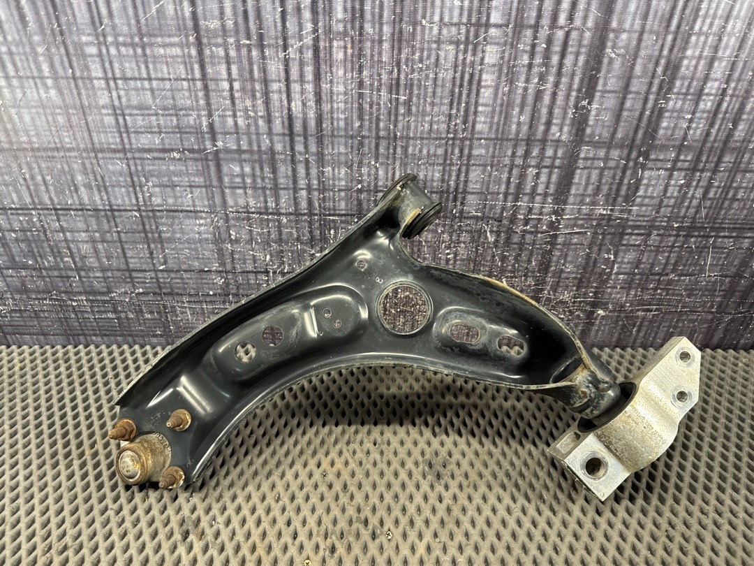 Рычаг подвески, 3230 рублей, Красноярск