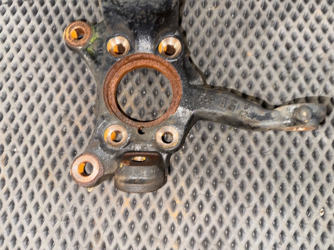 Поворотный кулак, 2370 рублей, Красноярск