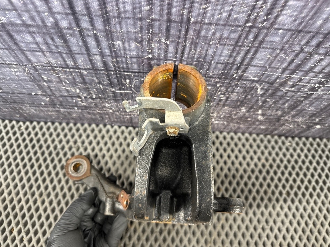 Поворотный кулак, 2370 рублей, Красноярск