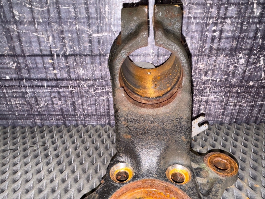 Поворотный кулак, 2370 рублей, Красноярск