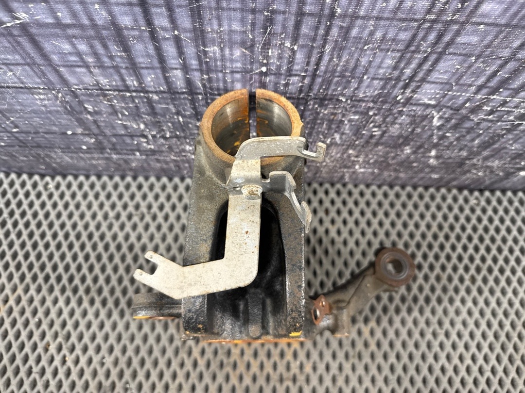 Поворотный кулак, 2370 рублей, Красноярск