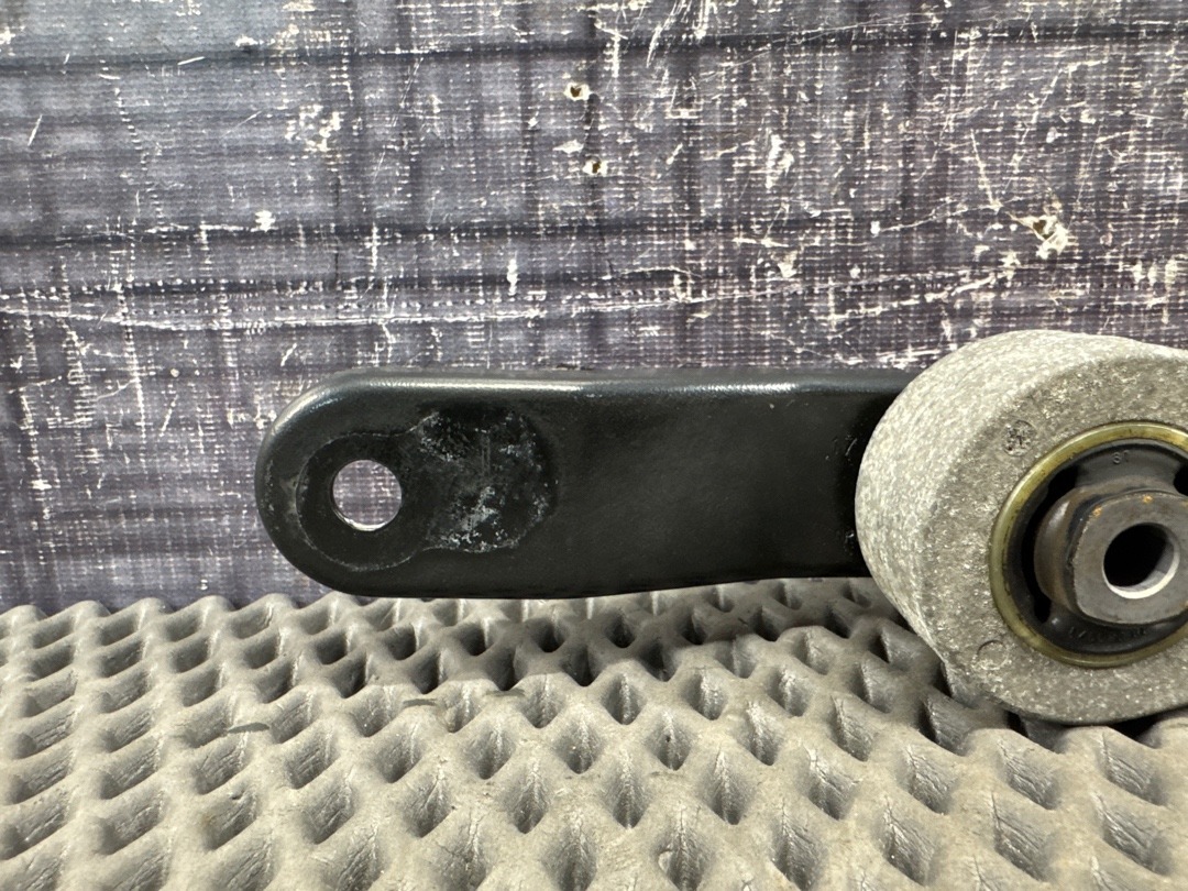 Опора двигателя, 970 рублей, Красноярск