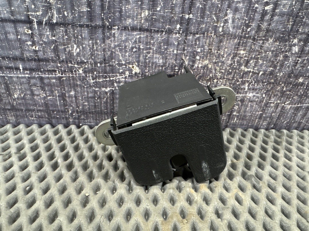 Замок крышки багажника, 3710 рублей, Красноярск