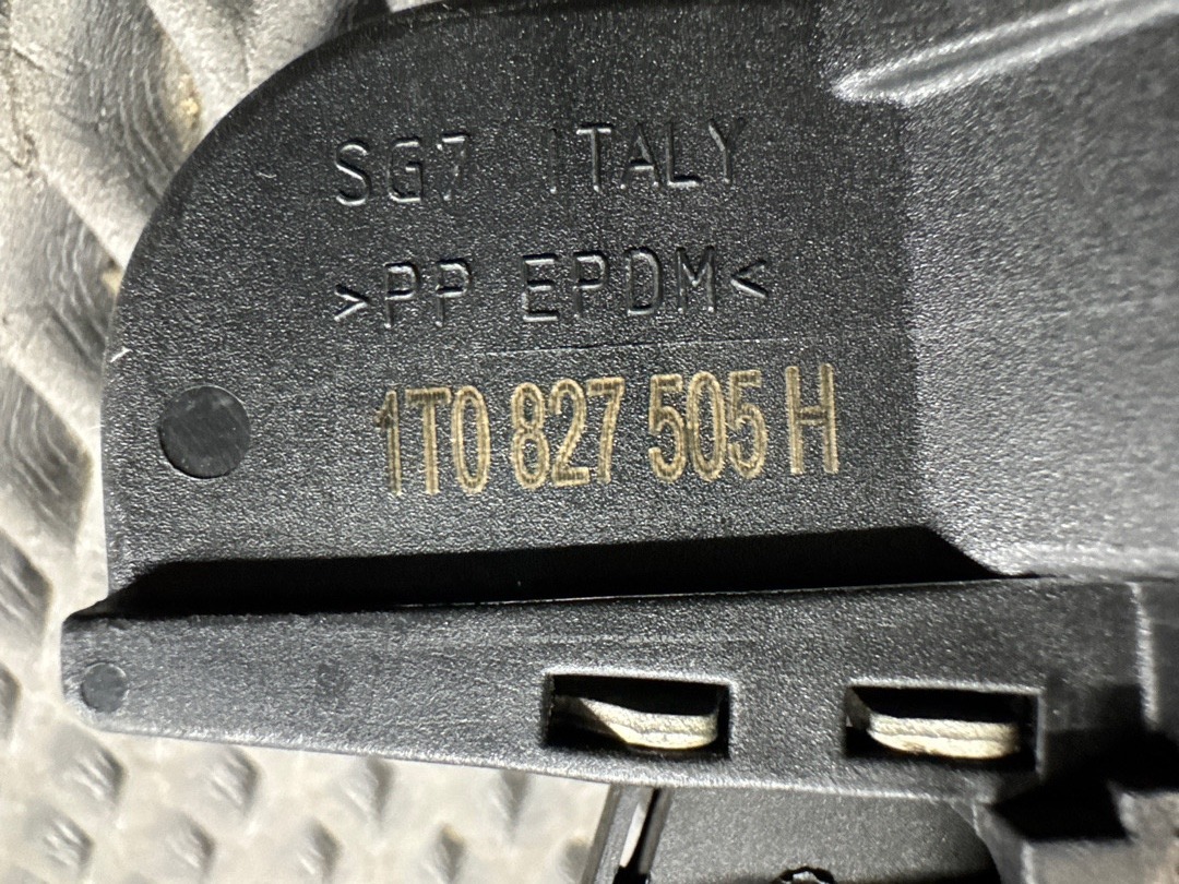 Замок крышки багажника, 3710 рублей, Красноярск