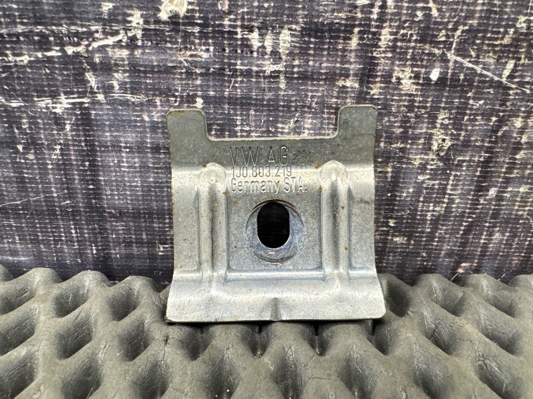 Крепление аккумулятора, 910 рублей, Красноярск