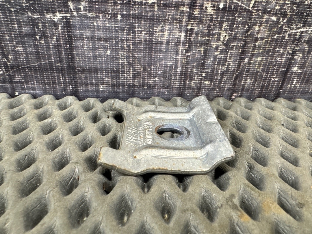 Крепление аккумулятора, 910 рублей, Красноярск