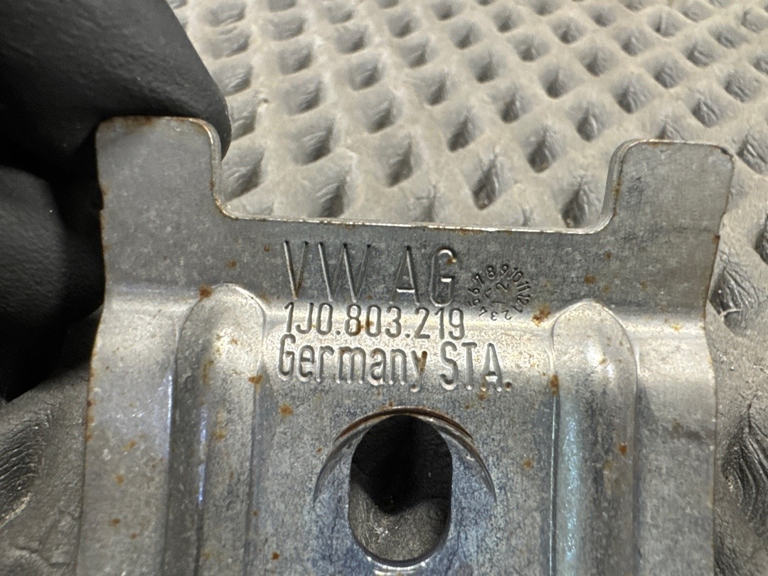 Крепление аккумулятора, 910 рублей, Красноярск