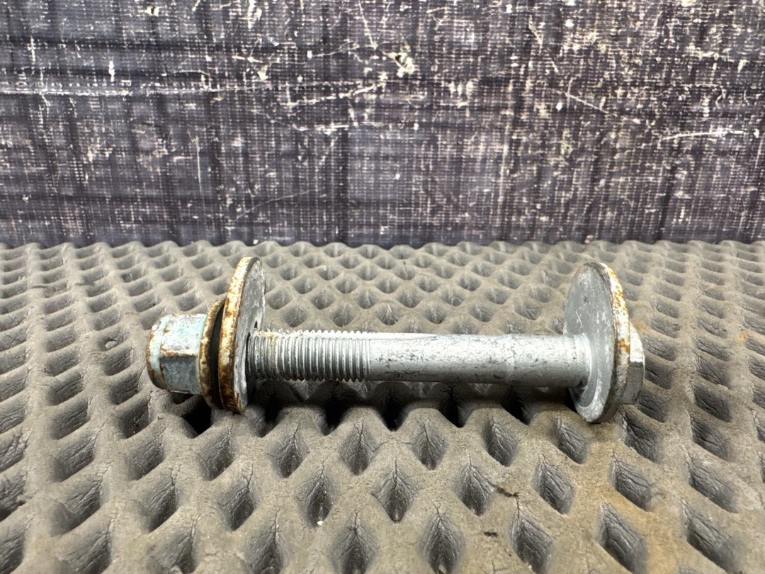 Болт развальный, 710 рублей, Красноярск