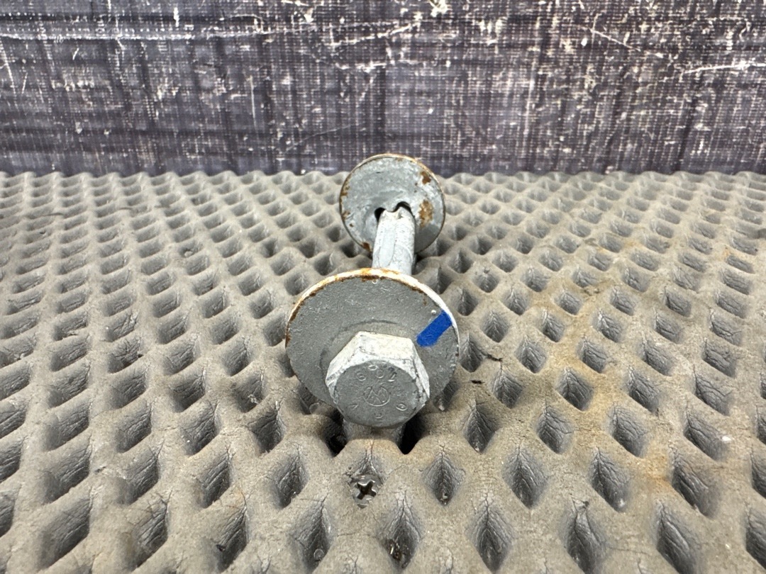 Болт развальный, 710 рублей, Красноярск