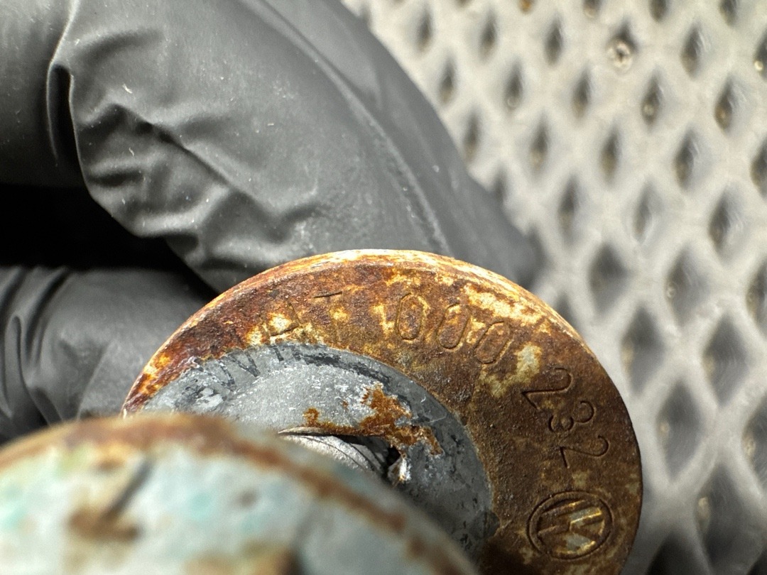 Болт развальный, 710 рублей, Красноярск