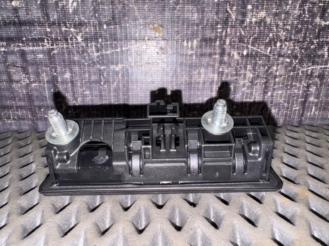 Кнопка открывания багажника, 1860 рублей, Красноярск