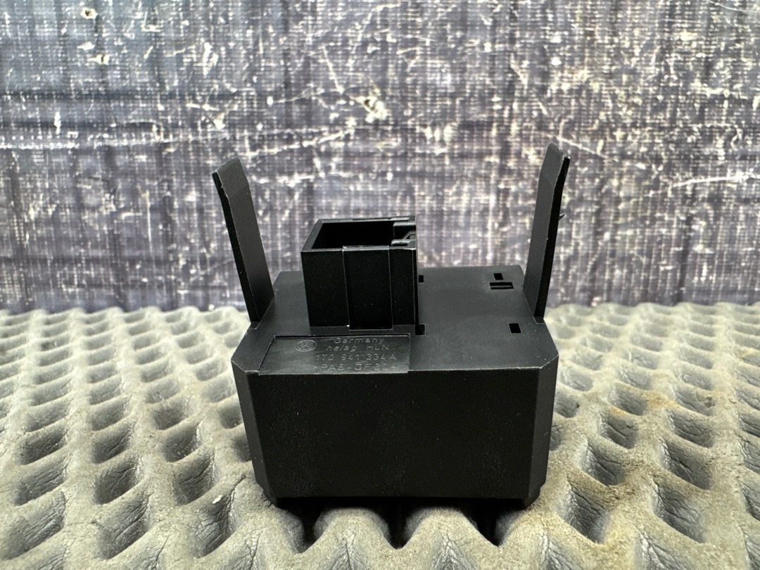 Кнопка яркости подсветки, 740 рублей, Красноярск