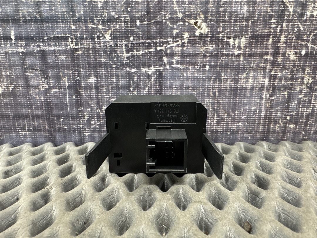 Кнопка яркости подсветки, 740 рублей, Красноярск