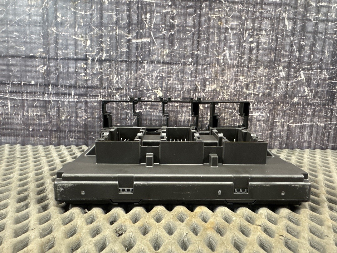 Блок управления бортовой сети, 3210 рублей, Красноярск