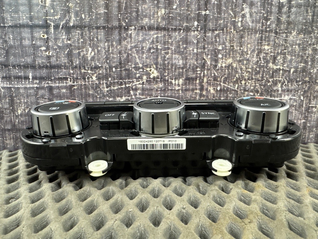 Блок управления климат-контролем, 4010 рублей, Красноярск