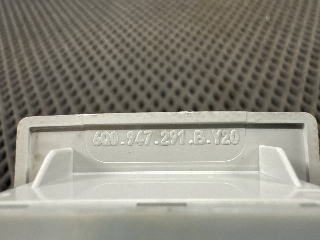 Плафон салона, 1410 рублей, Красноярск