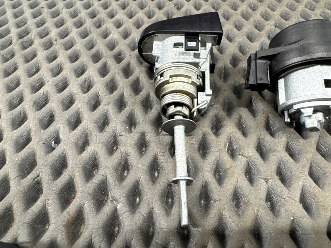 Комплект замков с ключом, 6740 рублей, Красноярск