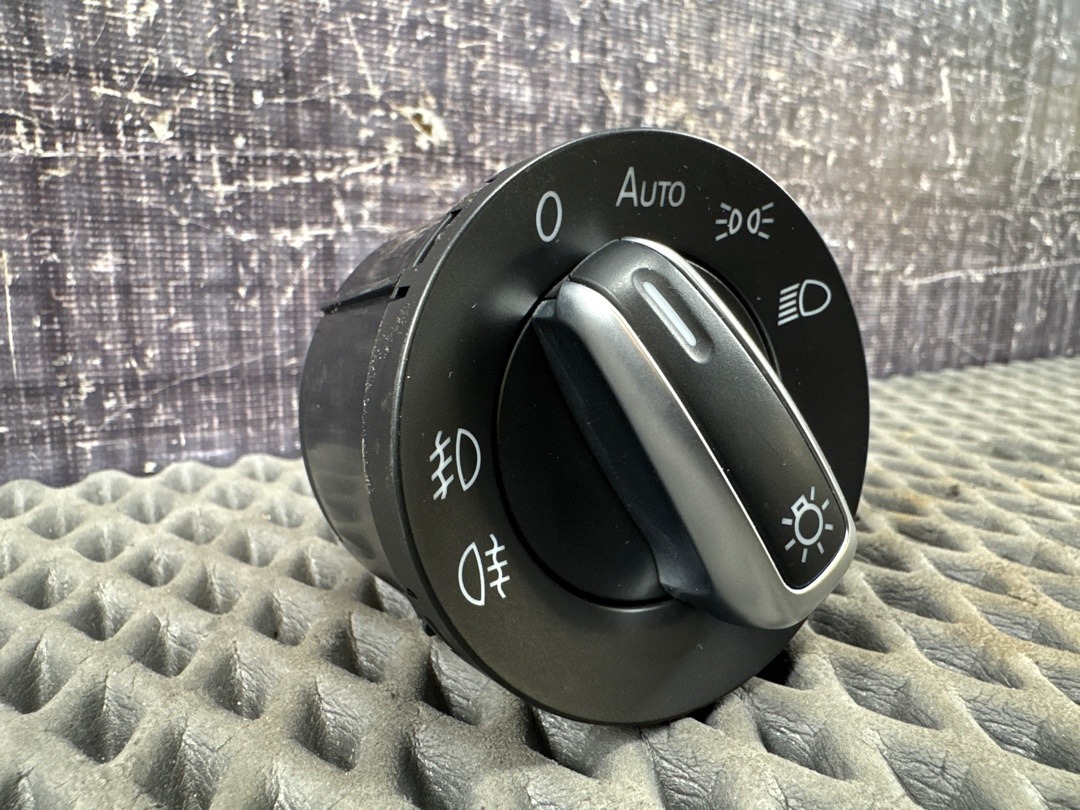 Переключатель света, 2440 рублей, Красноярск