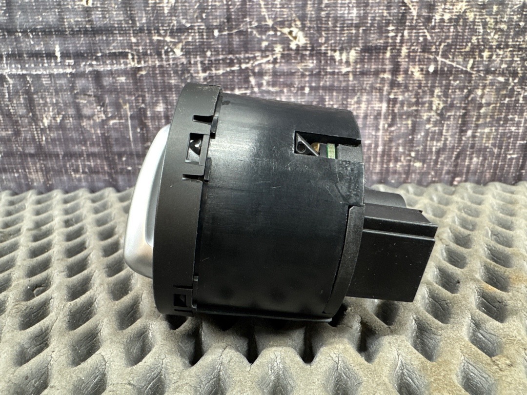 Переключатель света, 2440 рублей, Красноярск