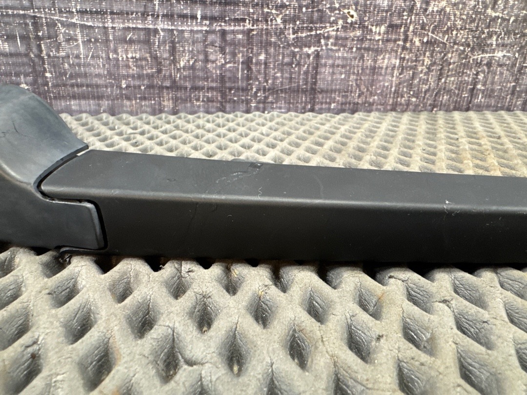 Дворник, 1170 рублей, Красноярск