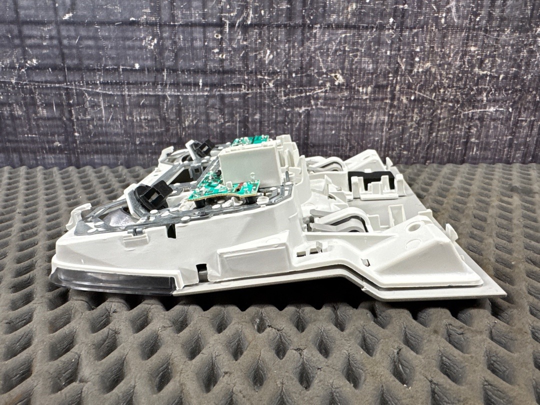 Плафон салона, 3260 рублей, Красноярск