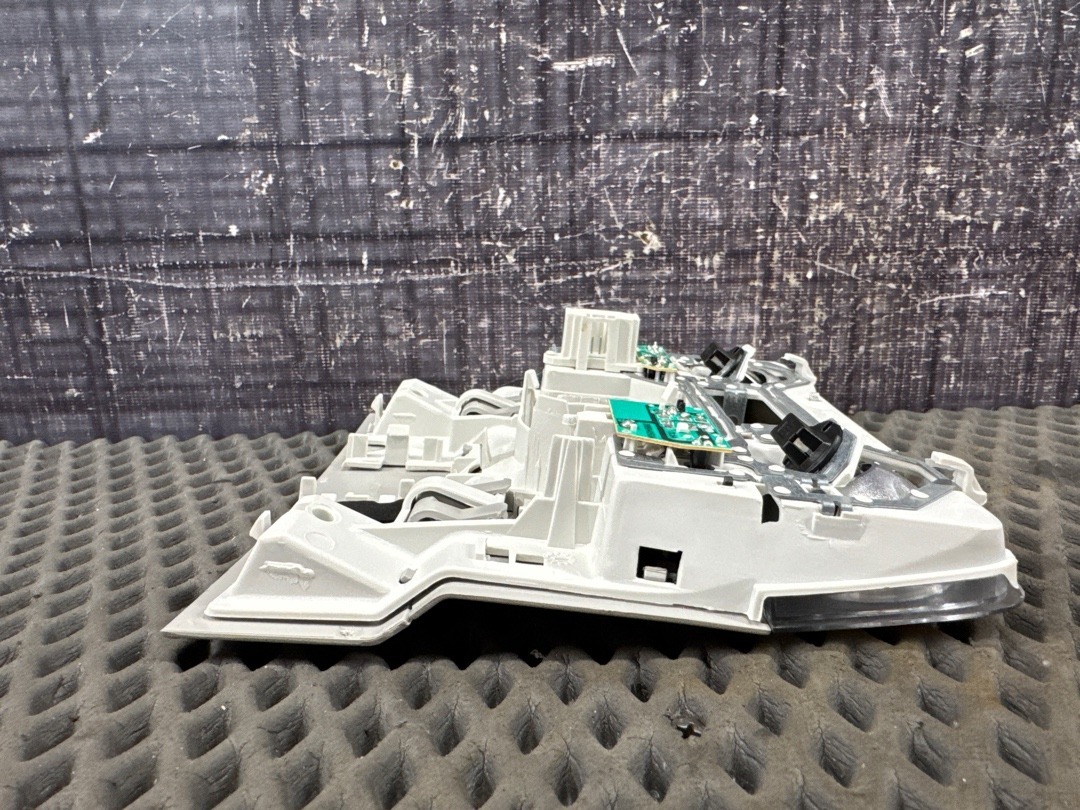 Плафон салона, 3260 рублей, Красноярск