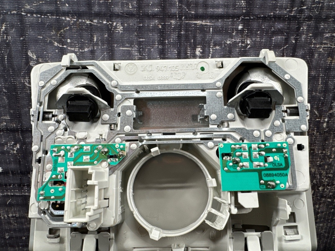 Плафон салона, 3260 рублей, Красноярск