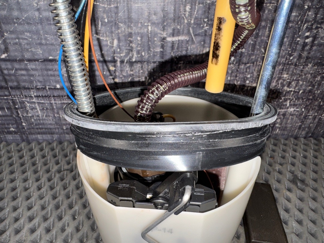 Бензонасос, 8620 рублей, Красноярск