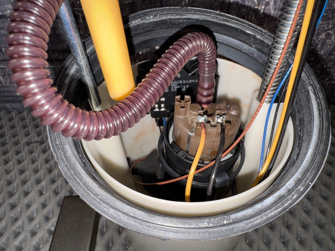 Бензонасос, 8620 рублей, Красноярск