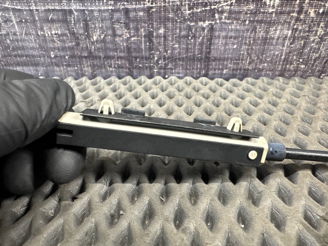 Замок капота, 1360 рублей, Красноярск