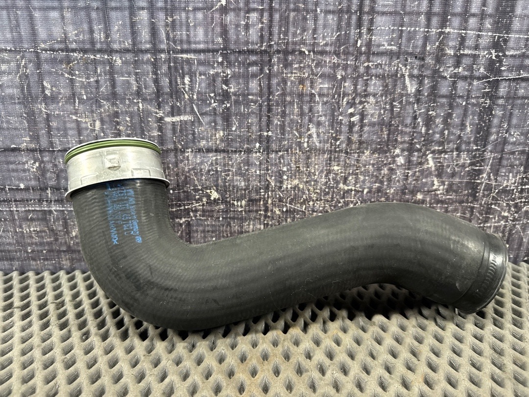 Патрубок интеркуллера, 1310 рублей, Красноярск