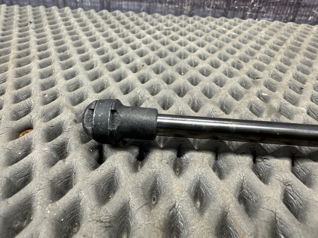 Амортизатор капота, 890 рублей, Красноярск