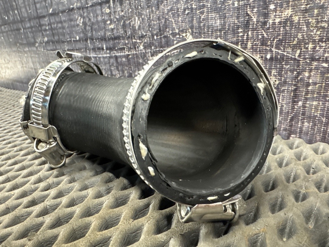 Патрубок интеркуллера, 1430 рублей, Красноярск