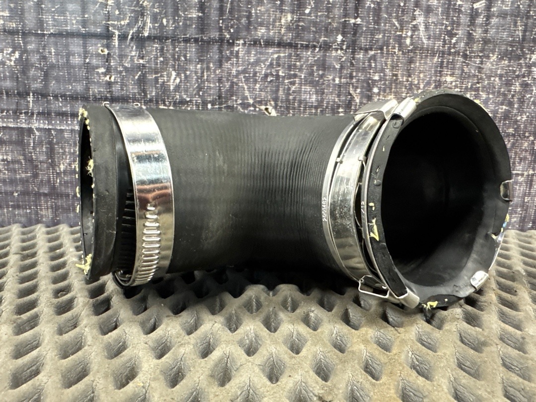 Патрубок интеркуллера, 1210 рублей, Красноярск