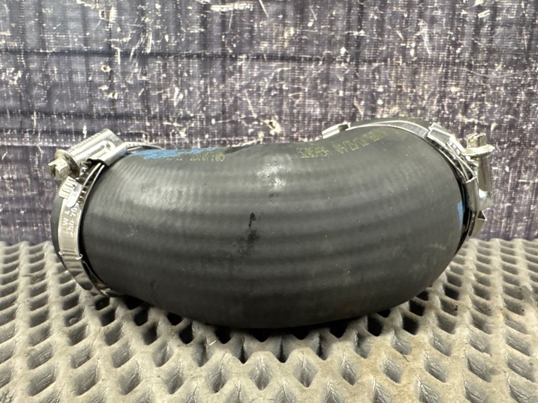 Патрубок интеркуллера, 1210 рублей, Красноярск