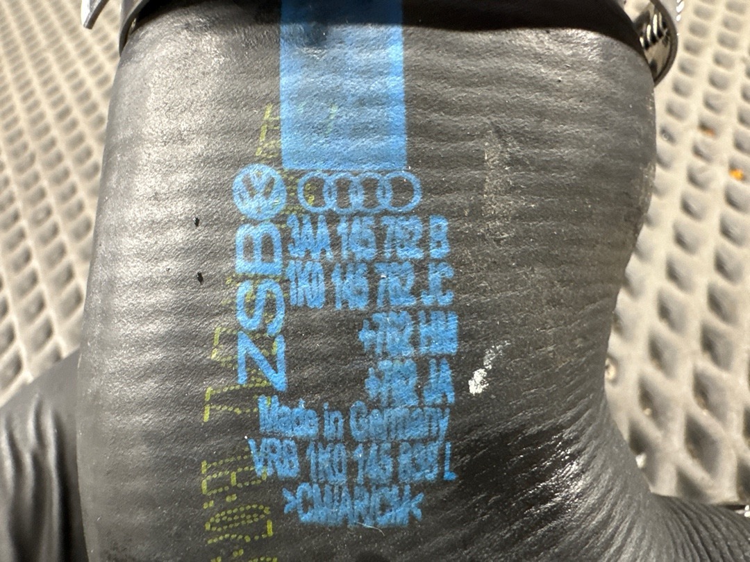 Патрубок интеркуллера, 1210 рублей, Красноярск